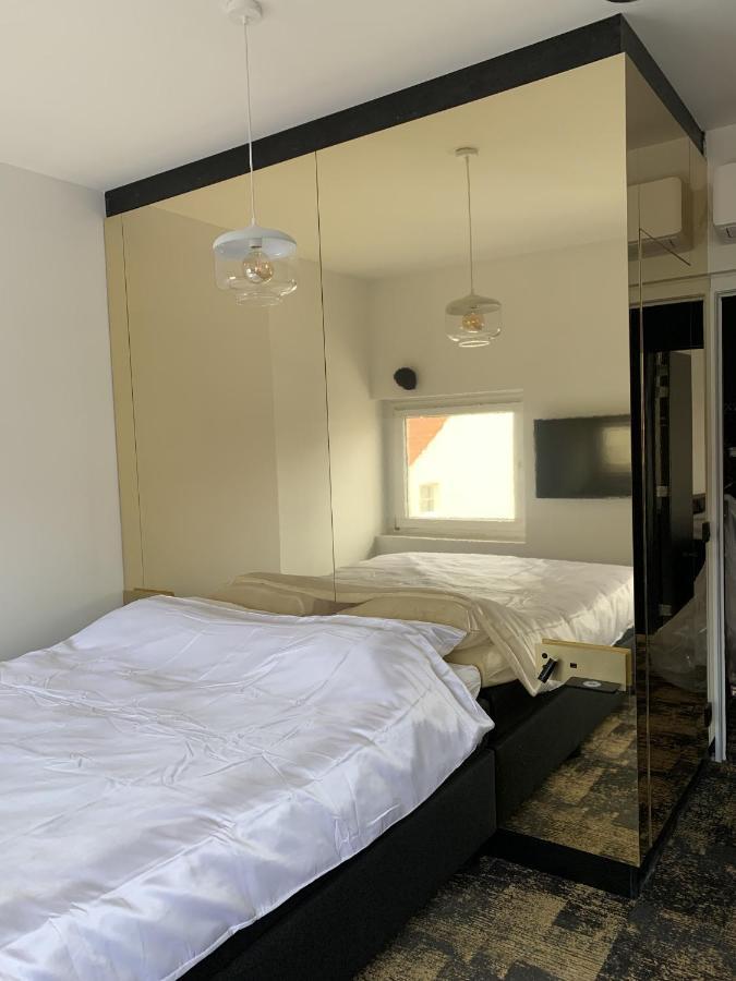 Bed & Breakfast Maison Noire Westende-Bad Incl Parking & Ontbijt Middelkerke Esterno foto