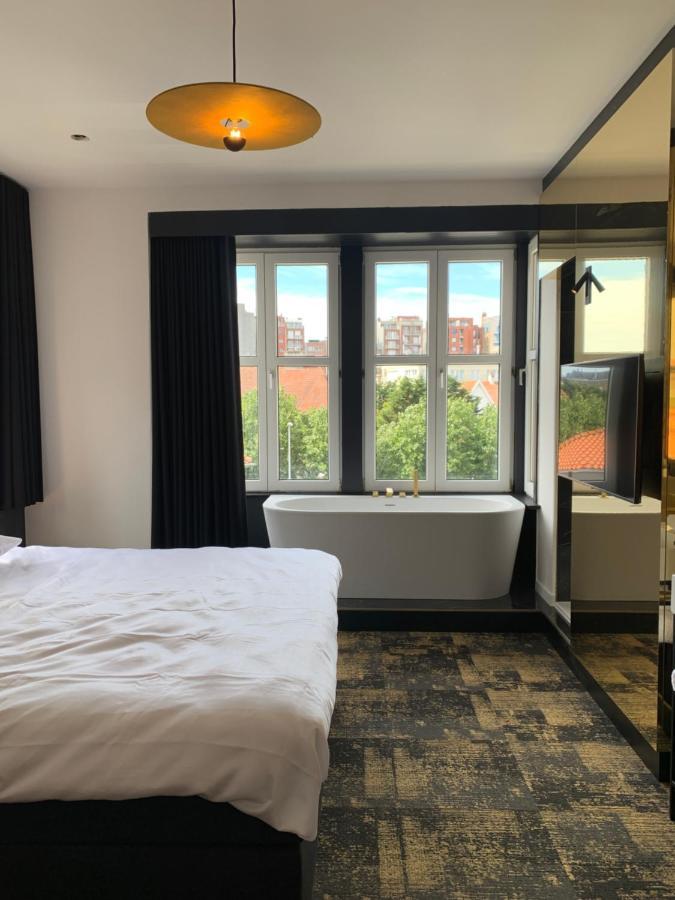 Bed & Breakfast Maison Noire Westende-Bad Incl Parking & Ontbijt Middelkerke Esterno foto